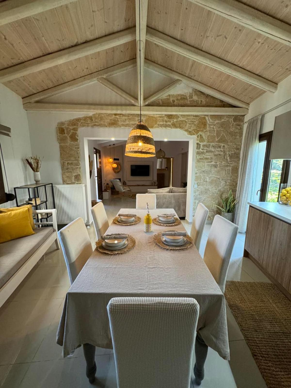 Villa Aspasia With Private Jacuzzi - Oasis Resort Kókinosz Pírgosz Kültér fotó