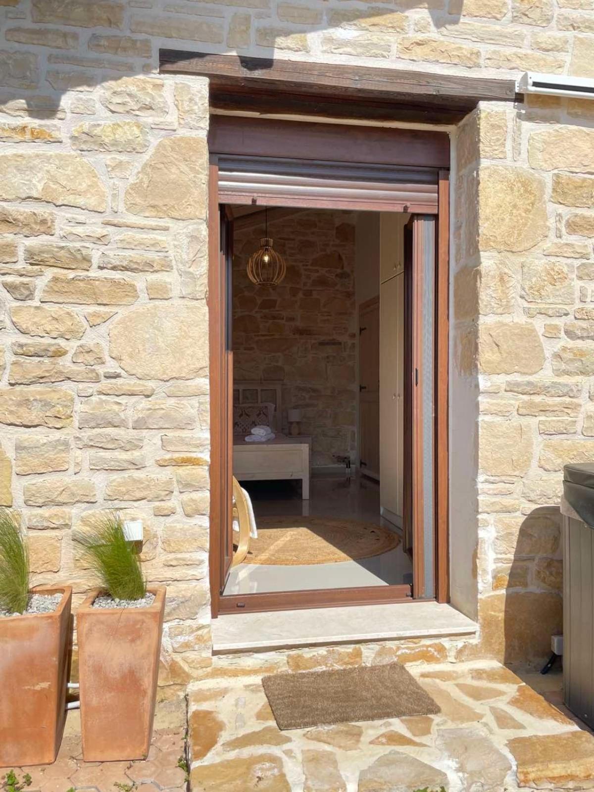 Villa Aspasia With Private Jacuzzi - Oasis Resort Kókinosz Pírgosz Kültér fotó